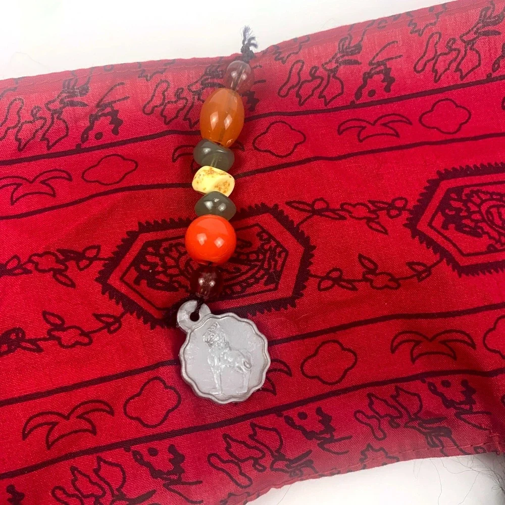 VTG Disney Pirates of the Caribbean Dead Mans Chest Head Band‎ Youth Beads Coins